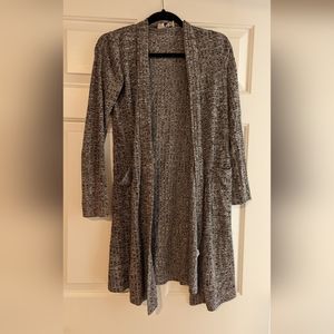 Hybrid & Company long grey cardigan